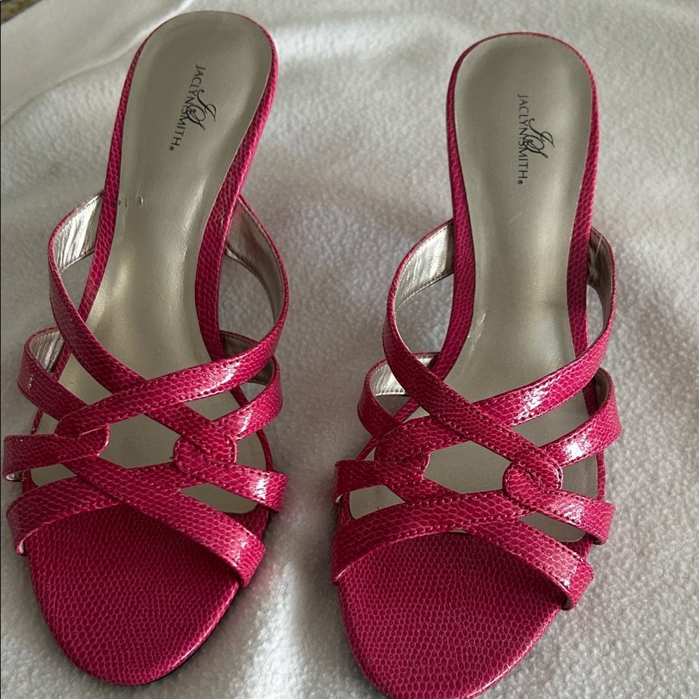 Jaclyn Smith Fuchsia Strappy Heels